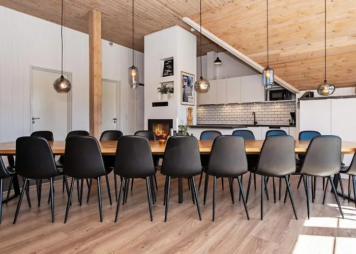 Prázdninový dům Nine-bedroom In Fano *