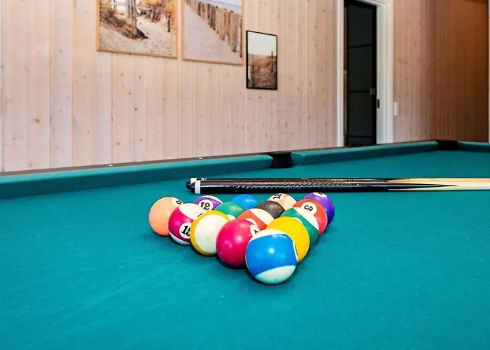 Nine-bedroom In Fano